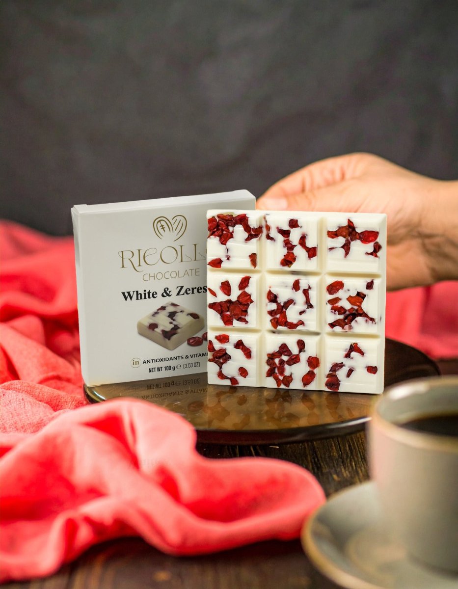 Ricolle White Chocolate with Zereshk Grape - 100gr - TryAladdin